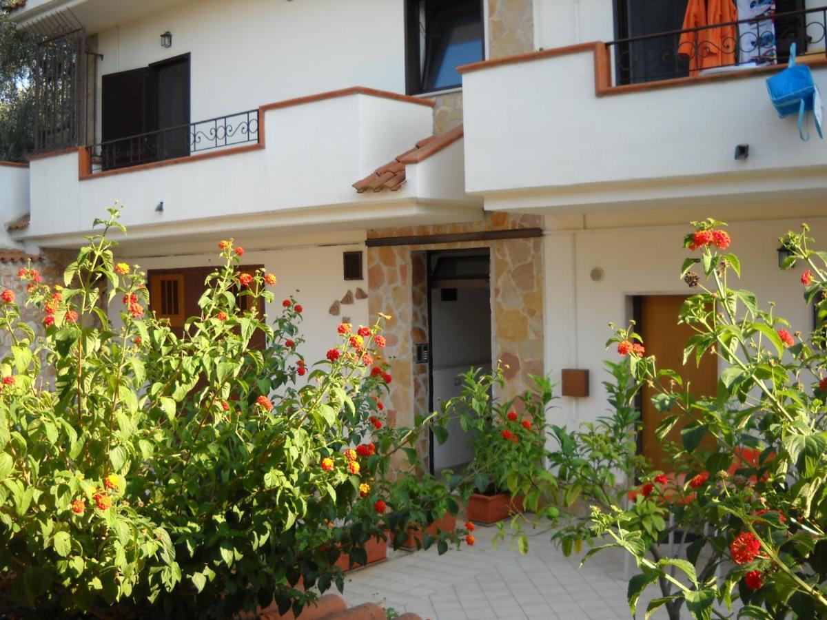 Zagare Residence Rodi Garganico Exteriér fotografie